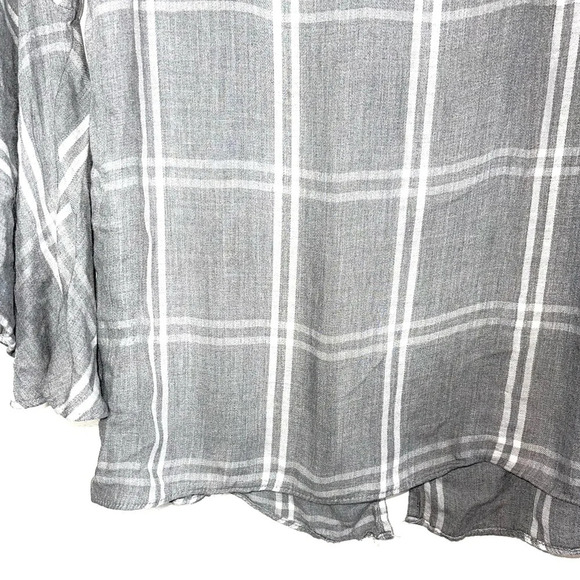 LC Lauren Conrad Gray & White Plaid Print Bell Split Back Top Xsmall Women’s - Picture 6 of 14